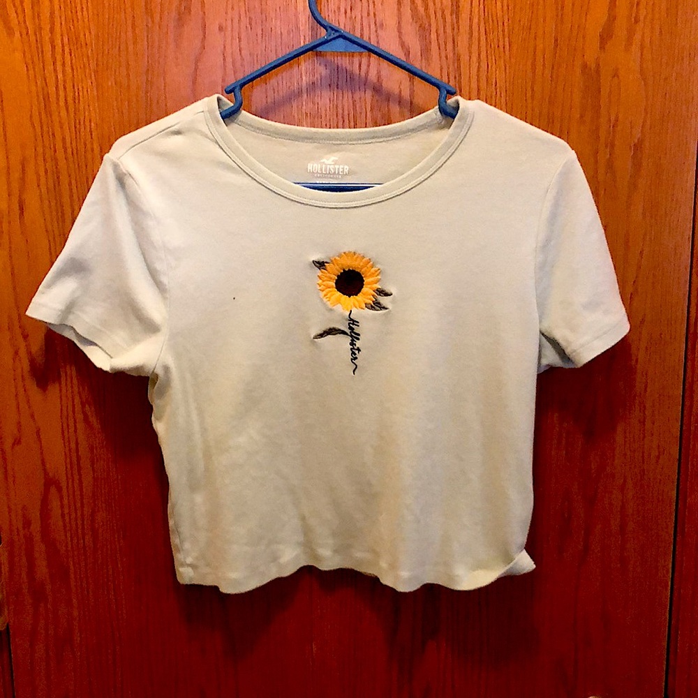 Hollister Sunflower Crop-Top
